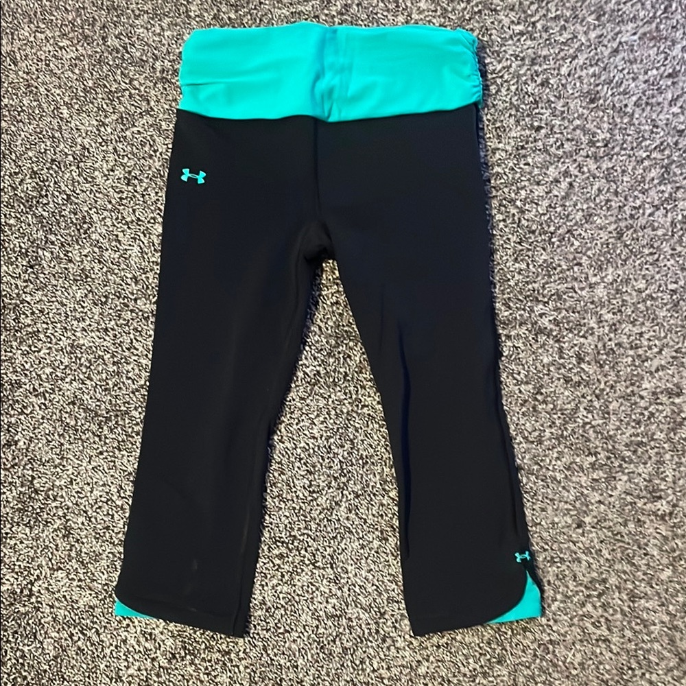 Under Armour Black and Turquoise Capri Leggings